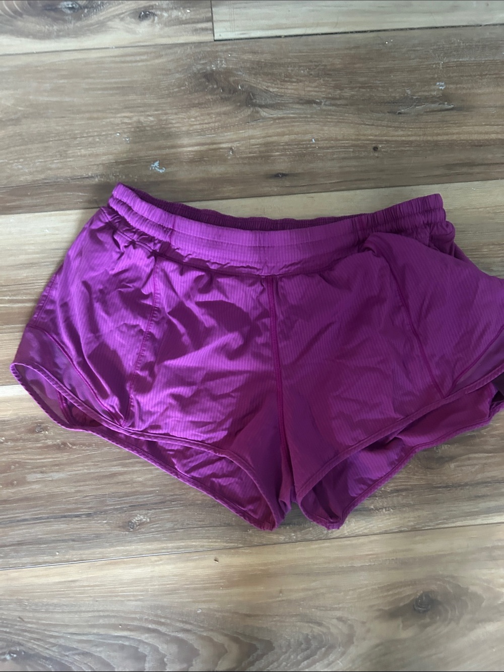 lululemon athletica Hotty hot shorts